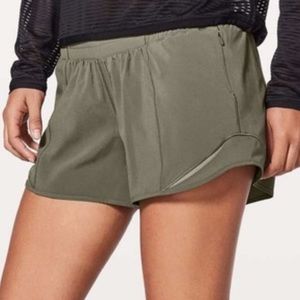 Lululemon Hotty Hot shorts